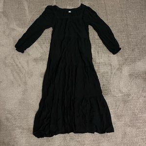 Women’s black dress size small